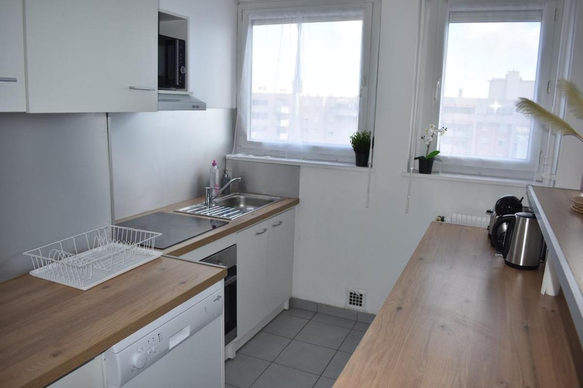 Appartement Lumineux 3 Chambres - Villeurbanne Gratte Ciel Exterior foto