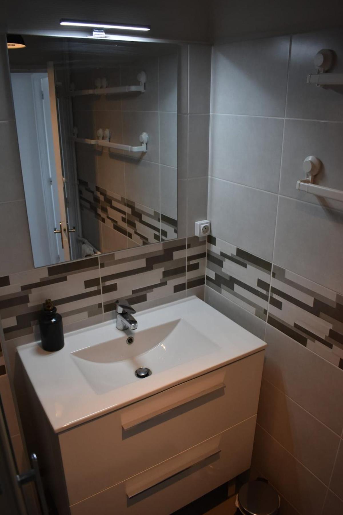 Appartement Lumineux 3 Chambres - Villeurbanne Gratte Ciel Exterior foto